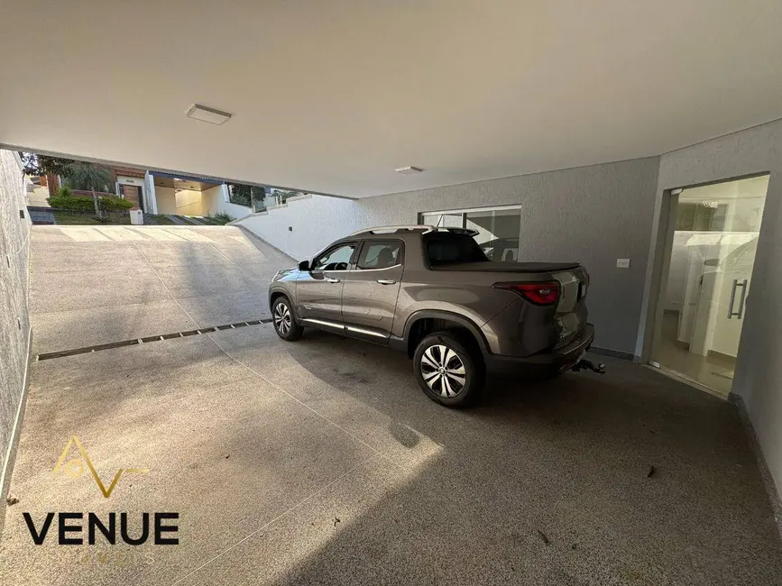 Casa de Condomínio com 4 quartos à venda e para alugar, 300m2 em Perová, Aruja - SP - imagem 9 Foto 9 de Casa de Condomínio com 4 quartos à venda e para alugar, 300m2 em Perová, Aruja - SP