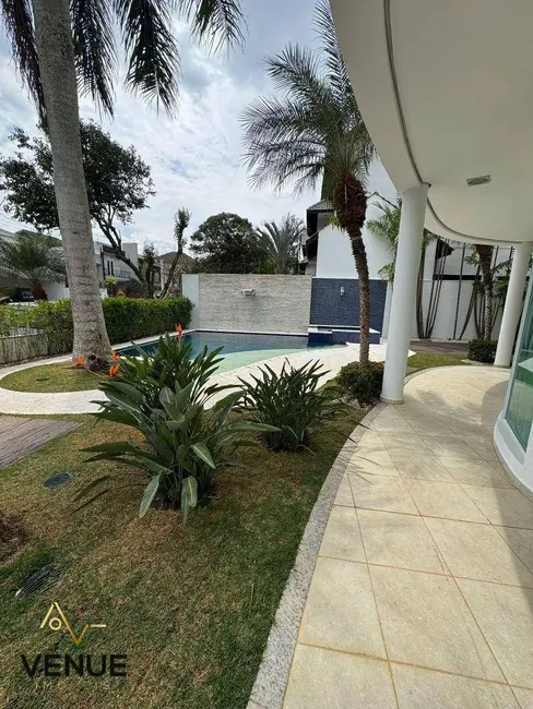 Foto 8 de Casa de Condomínio com 4 quartos à venda e para alugar, 603m2 em Perová, Aruja - SP