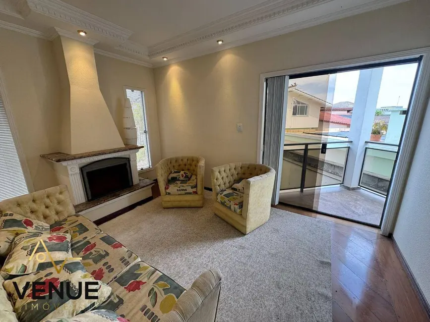 Foto 7 de Sobrado com 3 quartos à venda e para alugar, 600m2 em Perová, Aruja - SP