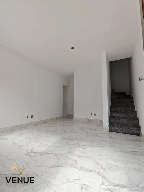 Sobrado com 2 quartos à venda, 65m2 em Vila Aurea, São Paulo - SP - imagem 3 Foto 3 de Sobrado com 2 quartos à venda, 65m2 em Vila Aurea, São Paulo - SP