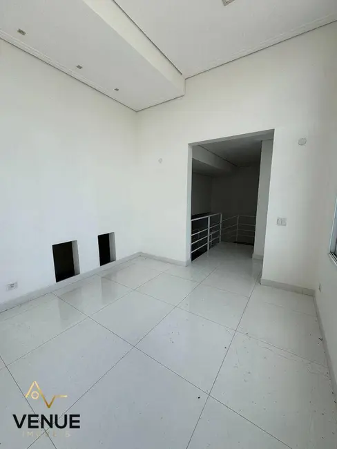 Foto 8 de Casa de Condomínio com 3 quartos à venda, 300m2 em Perová, Aruja - SP