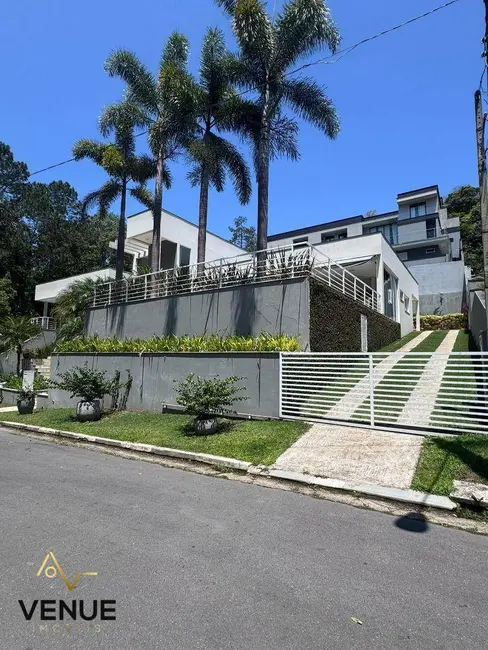 Foto 9 de Casa de Condomínio com 3 quartos à venda, 1000m2 em Caputera, Aruja - SP