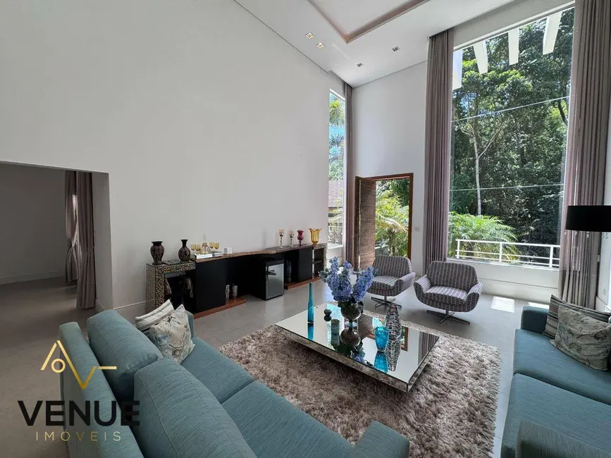 Foto 3 de Casa de Condomínio com 3 quartos à venda, 1000m2 em Caputera, Aruja - SP