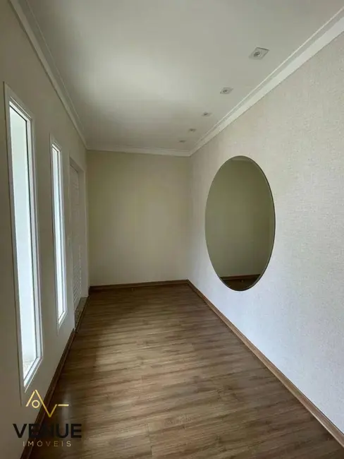 Casa de Condomínio com 4 quartos à venda e para alugar, 720m2 em Perová, Aruja - SP - imagem 4 Foto 4 de Casa de Condomínio com 4 quartos à venda e para alugar, 720m2 em Perová, Aruja - SP