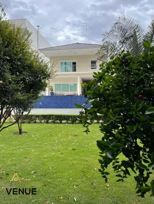 Casa de Condomínio com 4 quartos à venda e para alugar, 720m2 em Perová, Aruja - SP - imagem 9 Foto 9 de Casa de Condomínio com 4 quartos à venda e para alugar, 720m2 em Perová, Aruja - SP