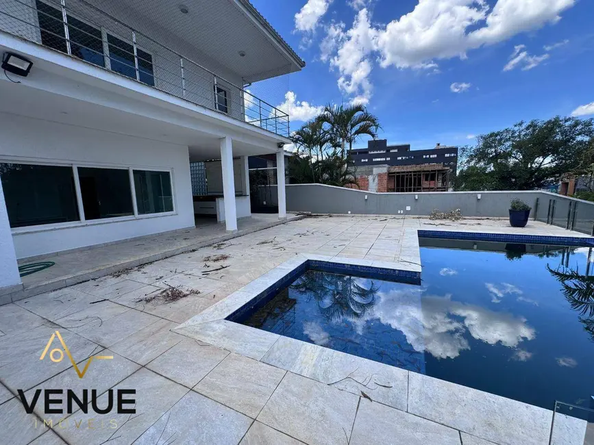 Casa de Condomínio com 4 quartos à venda e para alugar, 720m2 em Perová, Aruja - SP - imagem 2 Foto 2 de Casa de Condomínio com 4 quartos à venda e para alugar, 720m2 em Perová, Aruja - SP