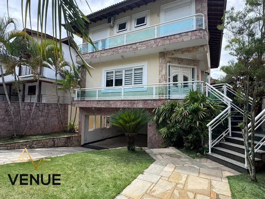 Casa de Condomínio com 4 quartos à venda, 370m2 em Perová, Aruja - SP - imagem 2 Foto 2 de Casa de Condomínio com 4 quartos à venda, 370m2 em Perová, Aruja - SP