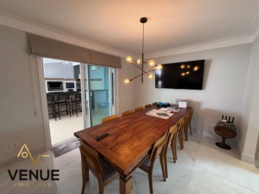 Foto 8 de Casa de Condomínio com 3 quartos à venda, 350m2 em Perová, Aruja - SP