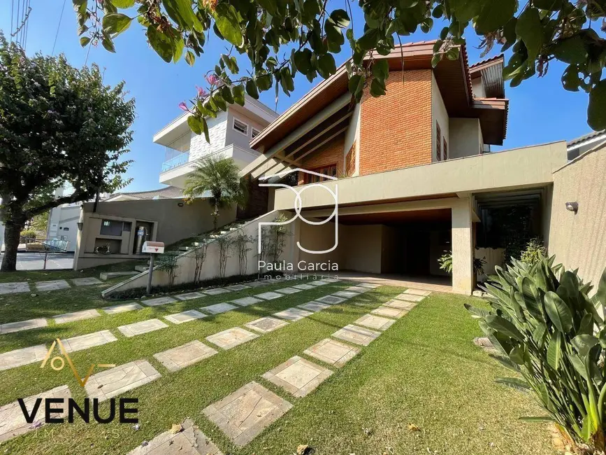 Foto 2 de Casa de Condomínio com 3 quartos à venda, 400m2 em Perová, Aruja - SP