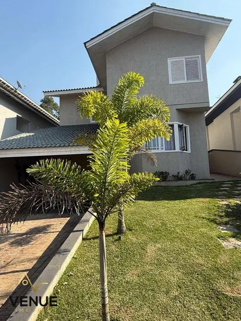 Foto 2 de Casa de Condomínio com 3 quartos à venda, 344m2 em Perová, Aruja - SP