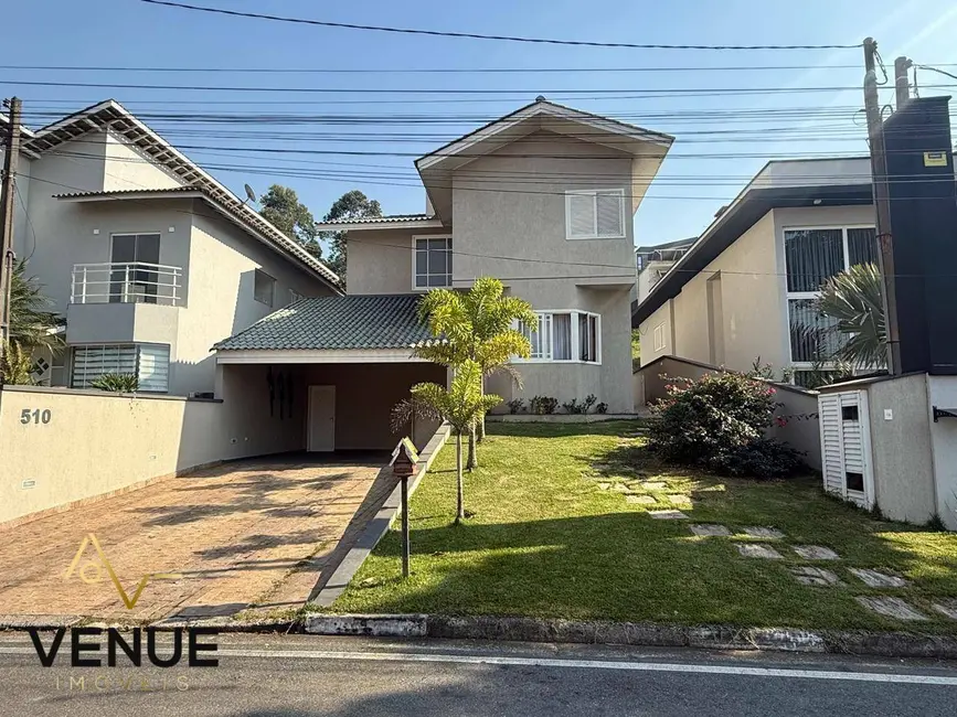 Foto 1 de Casa de Condomínio com 3 quartos à venda, 344m2 em Perová, Aruja - SP