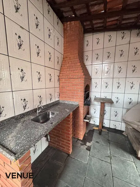 Casa de Condomínio com 5 quartos para alugar, 350m2 em Perová, Aruja - SP - imagem 9 Foto 9 de Casa de Condomínio com 5 quartos para alugar, 350m2 em Perová, Aruja - SP