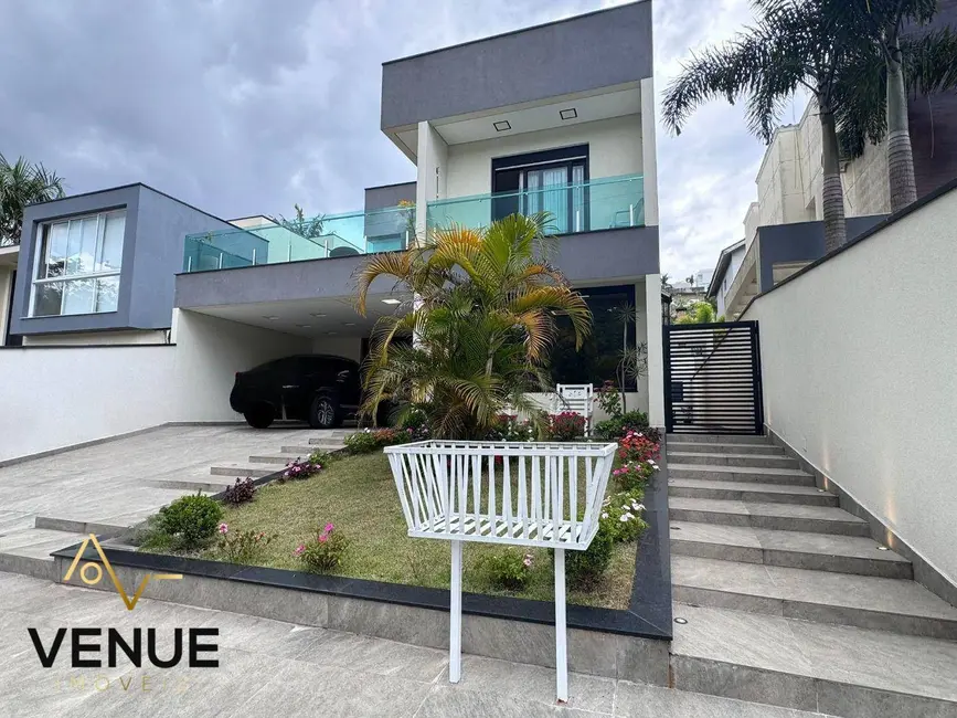 Foto 2 de Casa de Condomínio com 3 quartos à venda, 350m2 em Perová, Aruja - SP