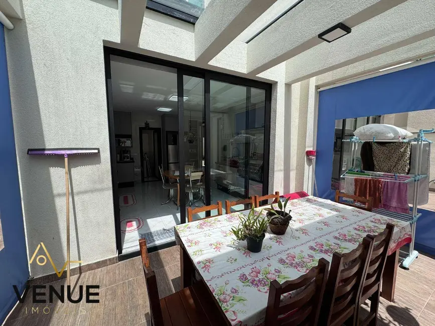 Foto 7 de Casa de Condomínio com 3 quartos à venda, 350m2 em Perová, Aruja - SP