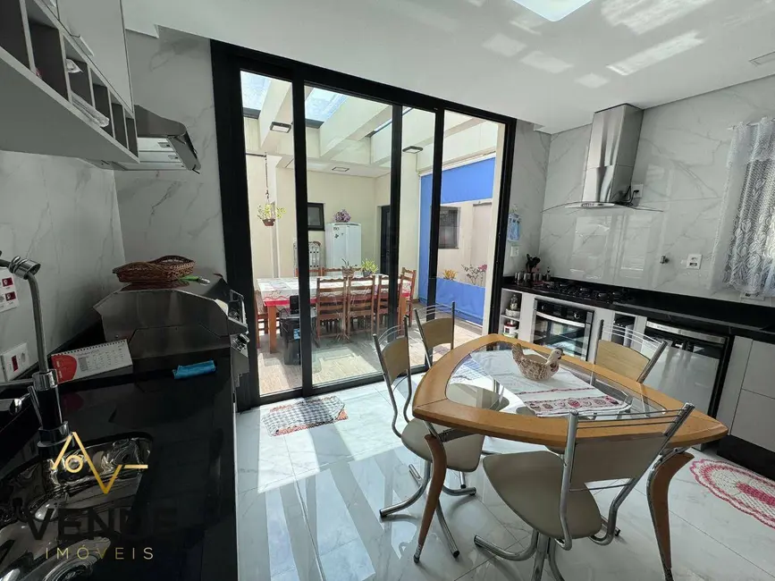 Foto 5 de Casa de Condomínio com 3 quartos à venda, 350m2 em Perová, Aruja - SP