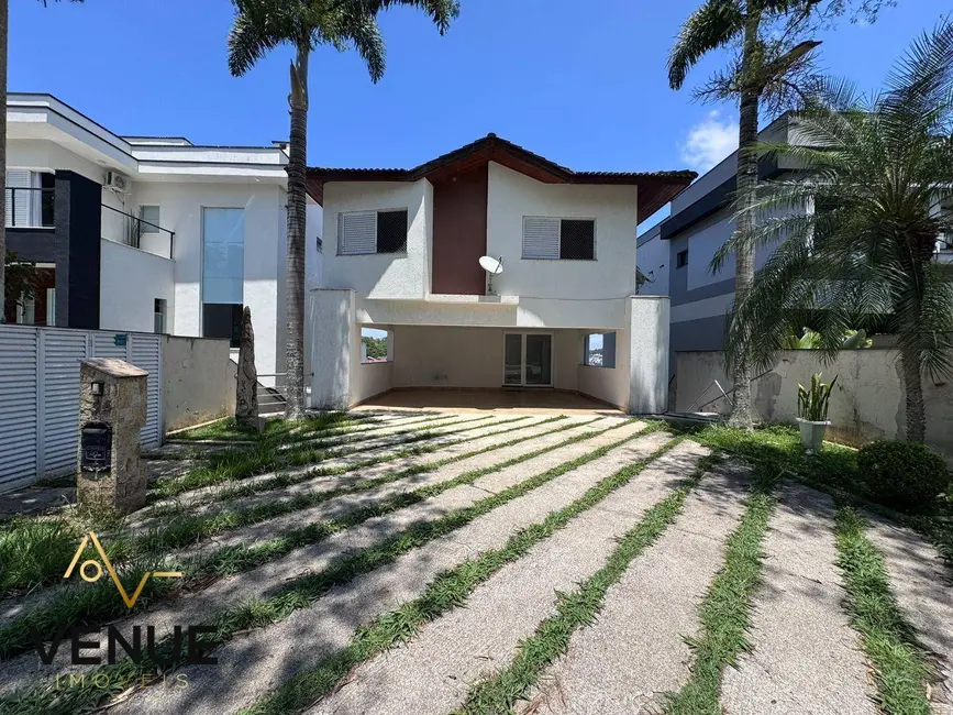 Foto 1 de Casa de Condomínio com 4 quartos à venda e para alugar, 300m2 em Perová, Aruja - SP