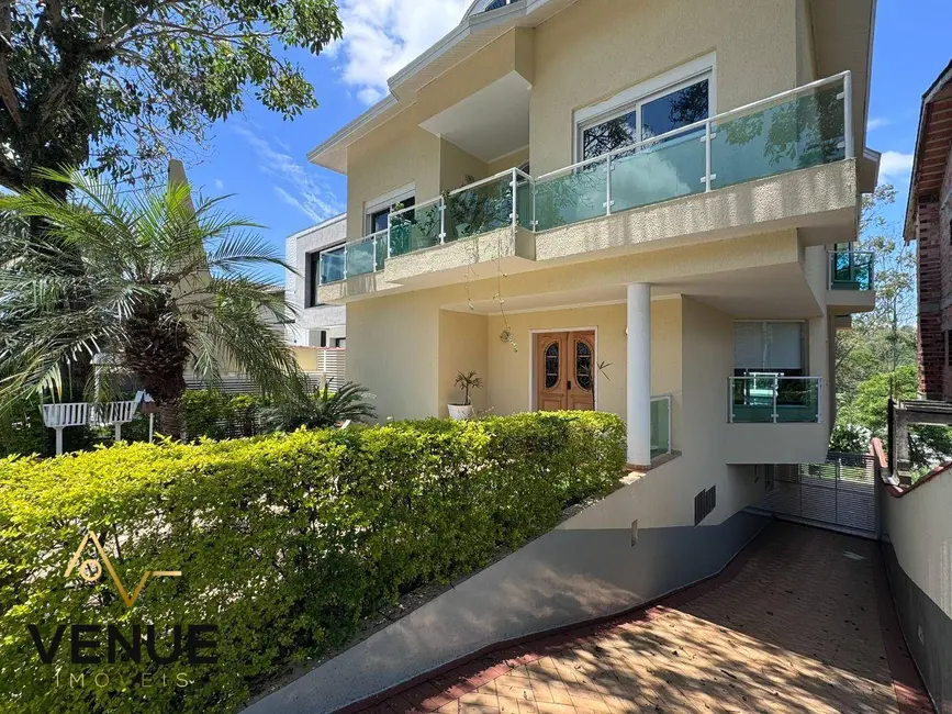 Casa de Condomínio com 4 quartos à venda e para alugar, 680m2 em Perová, Aruja - SP - imagem 1 Foto 1 de Casa de Condomínio com 4 quartos à venda e para alugar, 680m2 em Perová, Aruja - SP