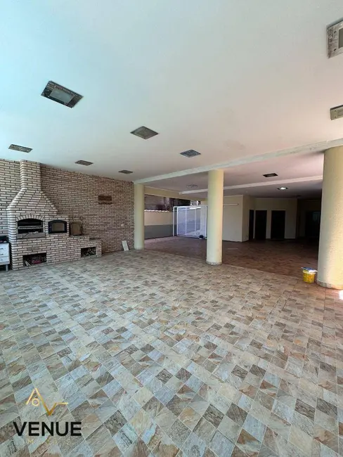 Casa de Condomínio com 4 quartos à venda e para alugar, 680m2 em Perová, Aruja - SP - imagem 9 Foto 9 de Casa de Condomínio com 4 quartos à venda e para alugar, 680m2 em Perová, Aruja - SP