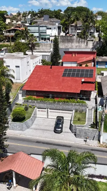 Foto 1 de Casa de Condomínio com 4 quartos à venda, 1200m2 em Caputera, Aruja - SP