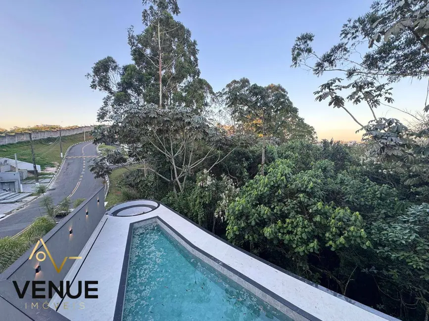 Foto 2 de Casa de Condomínio com 4 quartos à venda, 380m2 em Residencial Real Park, Aruja - SP