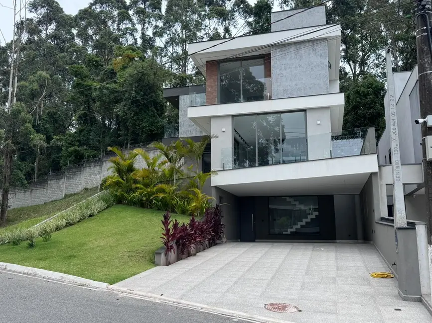 Foto 3 de Casa de Condomínio com 3 quartos à venda, 315m2 em Residencial Real Park, Aruja - SP