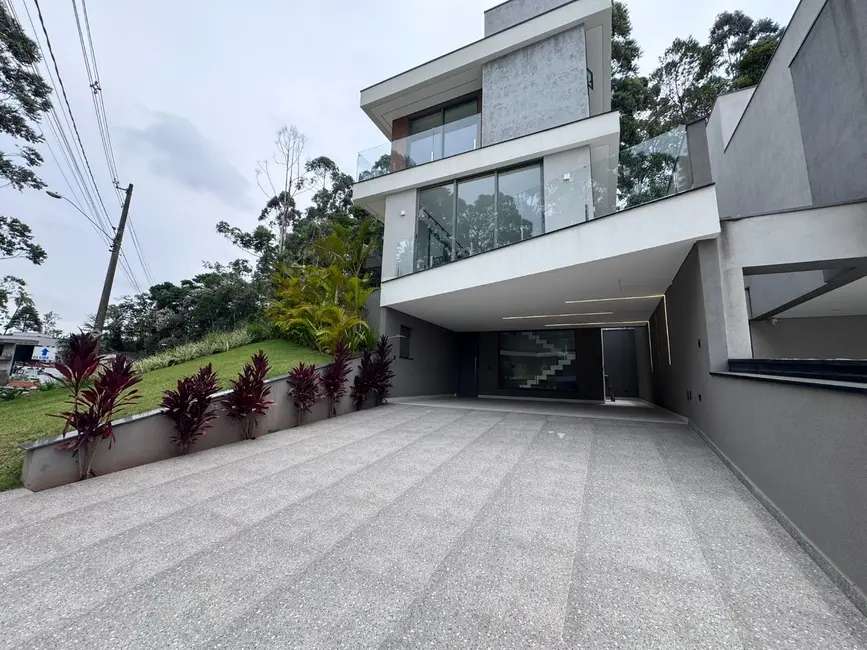 Foto 2 de Casa de Condomínio com 3 quartos à venda, 315m2 em Residencial Real Park, Aruja - SP