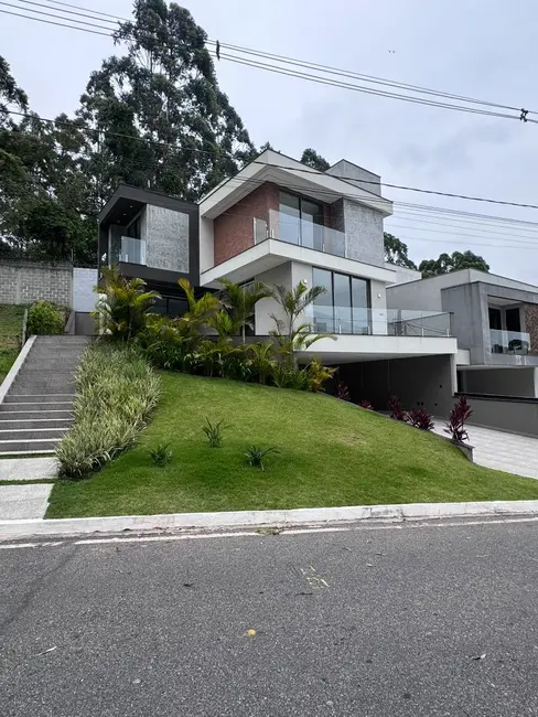 Foto 5 de Casa de Condomínio com 3 quartos à venda, 315m2 em Residencial Real Park, Aruja - SP