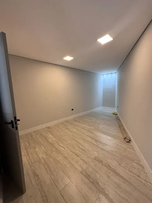 Foto 9 de Casa de Condomínio com 3 quartos à venda, 372m2 em Residencial Real Park, Aruja - SP