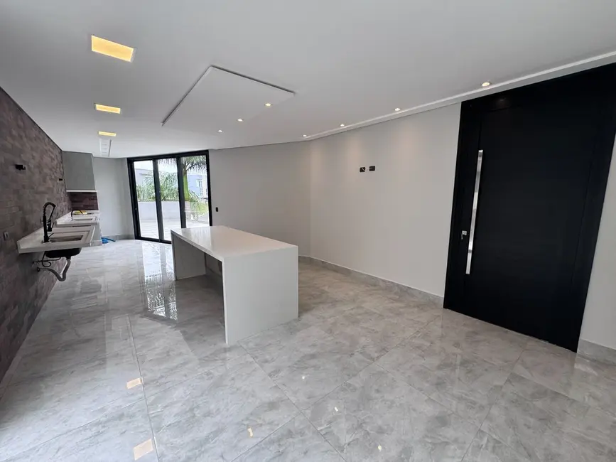 Foto 5 de Casa de Condomínio com 3 quartos à venda, 372m2 em Residencial Real Park, Aruja - SP