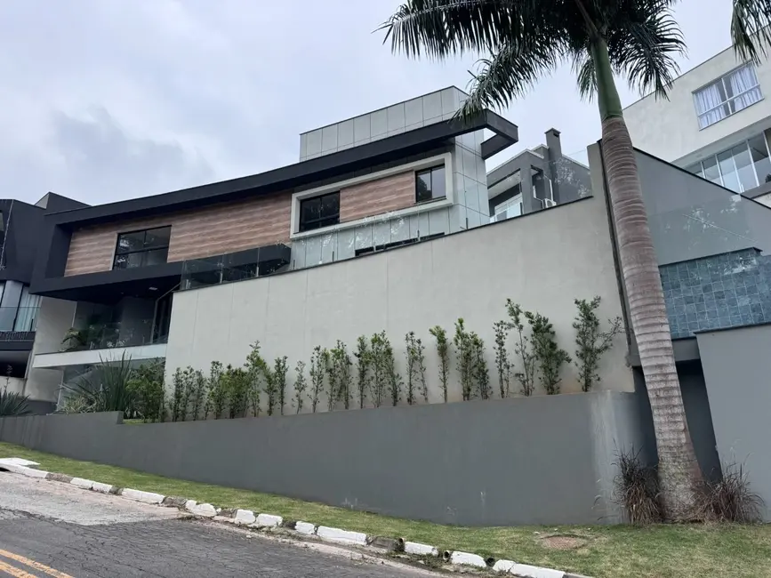 Foto 2 de Casa de Condomínio com 3 quartos à venda, 372m2 em Residencial Real Park, Aruja - SP