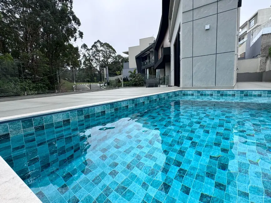 Foto 3 de Casa de Condomínio com 3 quartos à venda, 372m2 em Residencial Real Park, Aruja - SP