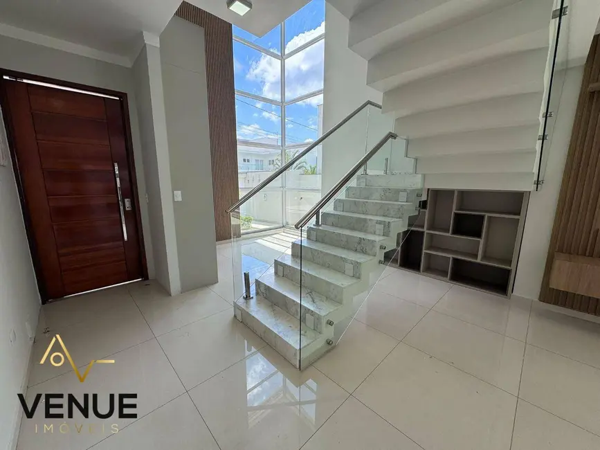 Foto 4 de Casa de Condomínio com 4 quartos à venda, 300m2 em Residencial Real Park, Aruja - SP