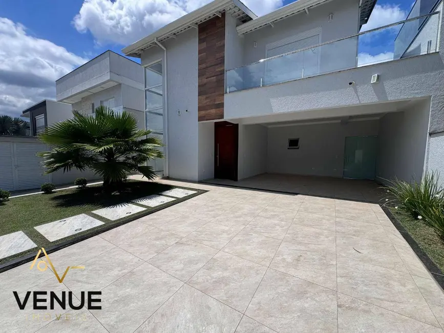 Foto 3 de Casa de Condomínio com 4 quartos à venda, 300m2 em Residencial Real Park, Aruja - SP