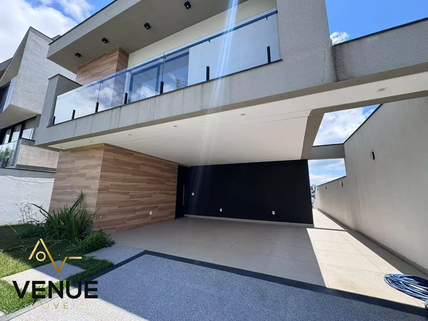 Foto 2 de Casa de Condomínio com 4 quartos à venda, 300m2 em Residencial Real Park, Aruja - SP