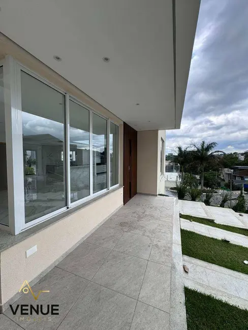 Foto 8 de Casa de Condomínio com 4 quartos à venda, 350m2 em Residencial Real Park, Aruja - SP