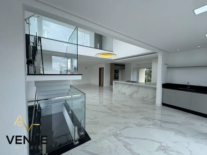 Foto 4 de Casa de Condomínio com 4 quartos à venda, 350m2 em Residencial Real Park, Aruja - SP