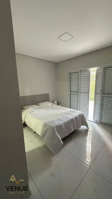 Foto 4 de Casa de Condomínio com 3 quartos à venda, 300m2 em Residencial Real Park, Aruja - SP