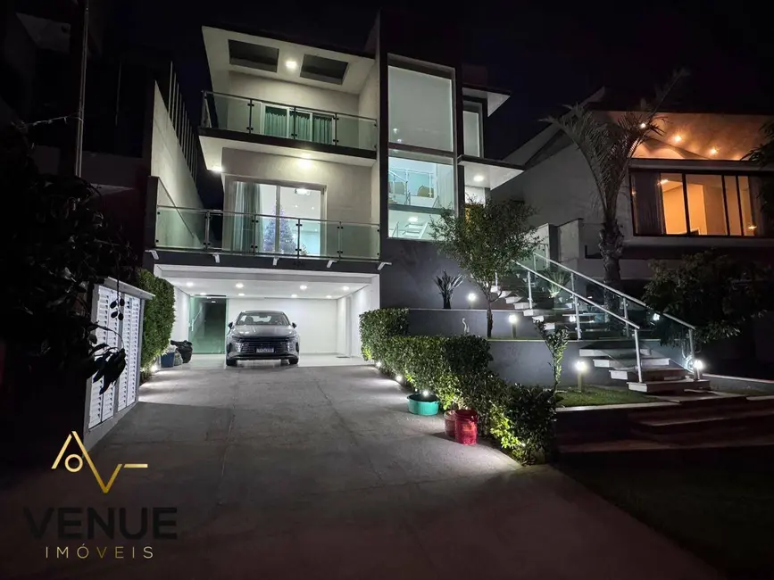 Foto 2 de Casa de Condomínio com 3 quartos à venda, 289m2 em Residencial Real Park, Aruja - SP