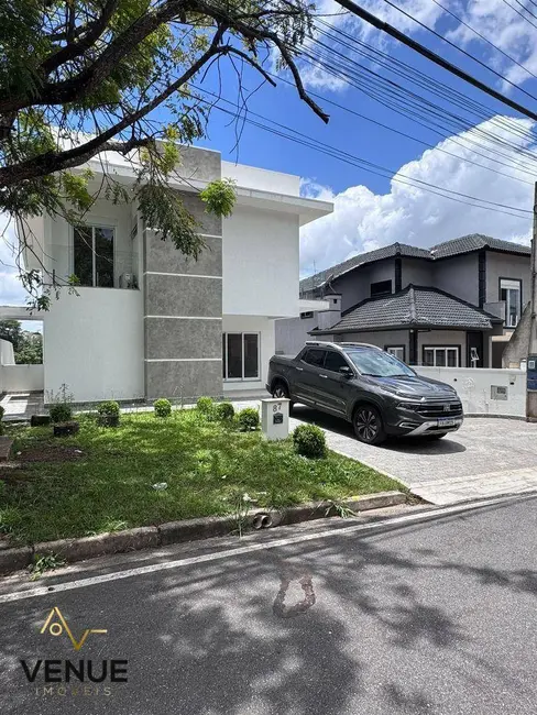 Casa de Condomínio com 4 quartos à venda, 300m2 em Perová, Aruja - SP - imagem 4 Foto 4 de Casa de Condomínio com 4 quartos à venda, 300m2 em Perová, Aruja - SP