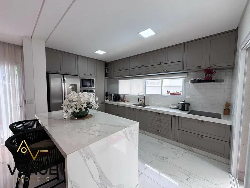 Foto 9 de Casa de Condomínio com 4 quartos à venda, 300m2 em Residencial Real Park, Aruja - SP