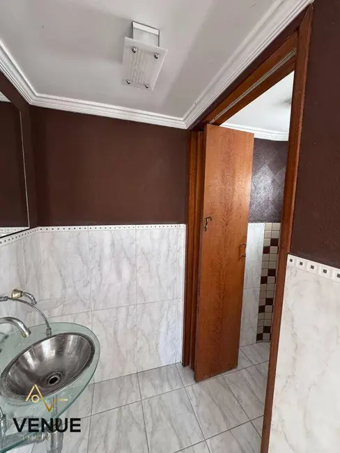 Foto 8 de Casa de Condomínio com 3 quartos para alugar, 350m2 em Perová, Aruja - SP