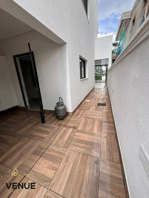 Casa de Condomínio com 3 quartos para alugar, 300m2 em Residencial Real Park, Aruja - SP - imagem 7 Foto 7 de Casa de Condomínio com 3 quartos para alugar, 300m2 em Residencial Real Park, Aruja - SP