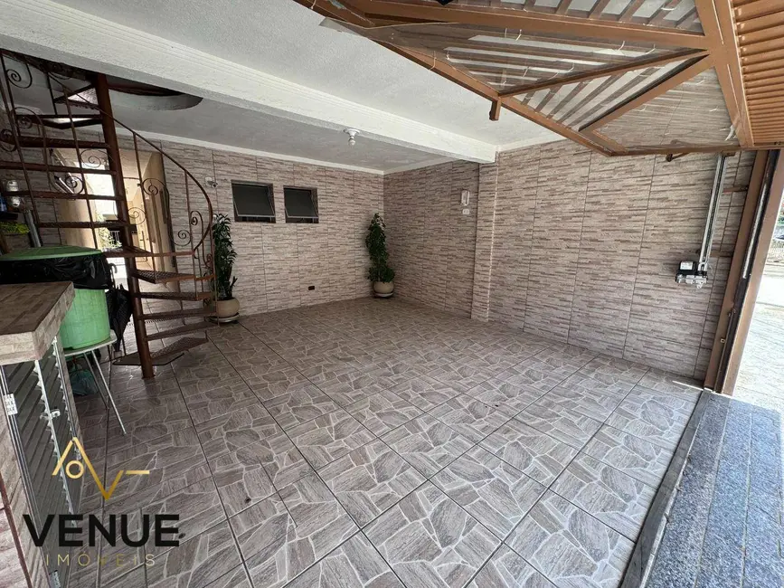 Sobrado com 4 quartos à venda, 125m2 em Jardim Ponte Rasa, São Paulo - SP - imagem 3 Foto 3 de Sobrado com 4 quartos à venda, 125m2 em Jardim Ponte Rasa, São Paulo - SP