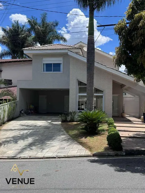 Foto 4 de Casa de Condomínio com 3 quartos para alugar, 300m2 em Perová, Aruja - SP