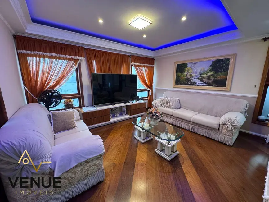 Foto 3 de Casa de Condomínio com 3 quartos à venda, 300m2 em Jardim Fazenda Rincão, Aruja - SP