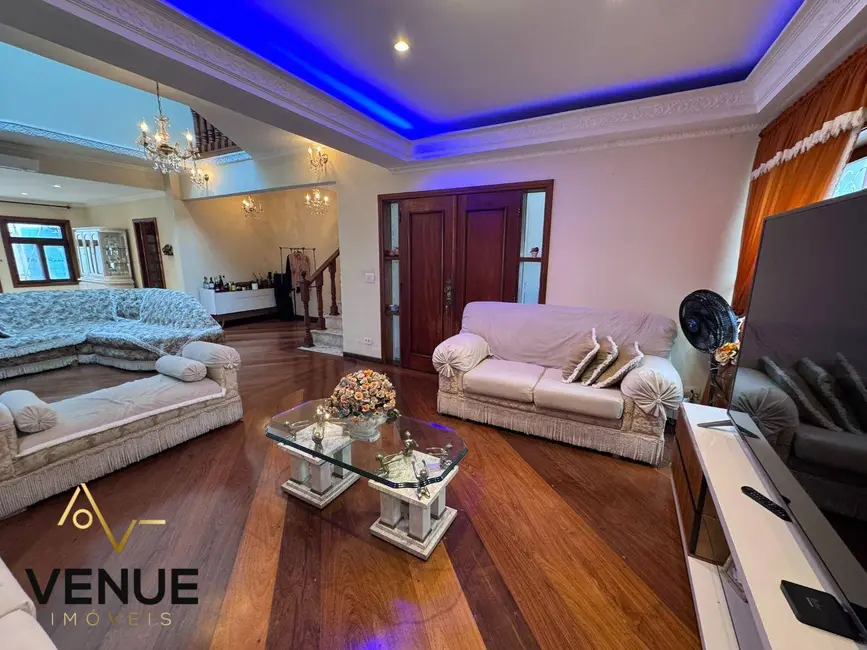 Foto 6 de Casa de Condomínio com 3 quartos à venda, 300m2 em Jardim Fazenda Rincão, Aruja - SP