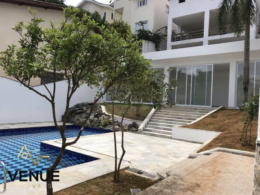 Casa de Condomínio com 4 quartos à venda e para alugar, 600m2 em Perová, Aruja - SP - imagem 2 Foto 2 de Casa de Condomínio com 4 quartos à venda e para alugar, 600m2 em Perová, Aruja - SP