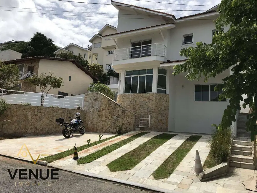 Casa de Condomínio com 4 quartos à venda e para alugar, 600m2 em Perová, Aruja - SP - imagem 1 Foto 1 de Casa de Condomínio com 4 quartos à venda e para alugar, 600m2 em Perová, Aruja - SP