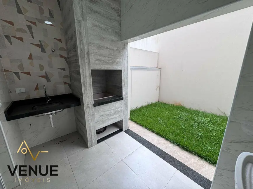 Foto 2 de Sobrado com 3 quartos à venda, 125m2 em Aruja - SP