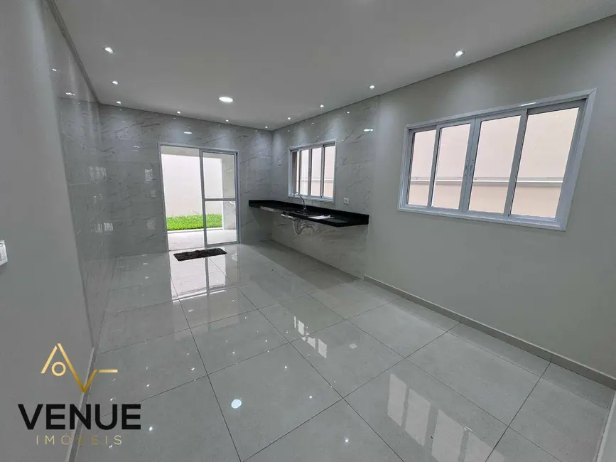 Foto 4 de Sobrado com 3 quartos à venda, 125m2 em Aruja - SP